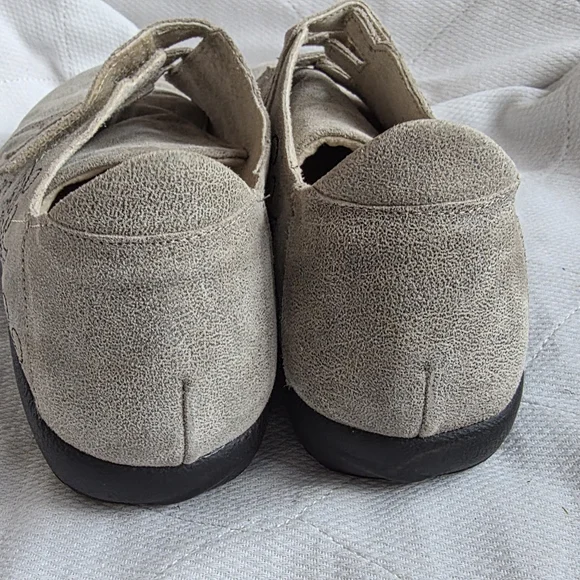 Naot Gray Moccasins with Black Embroidery - Picture 6 of 10